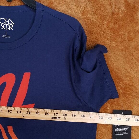 CHASER Mens Shirt Large Blue Pullover Crew Graphic COOL Cotton Tee - Picture 4 of 6